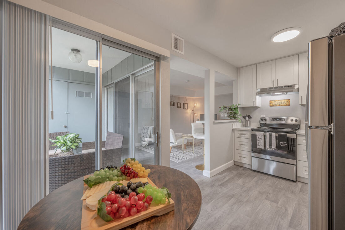 Townhouses on Valley Creek · Danville photo 2